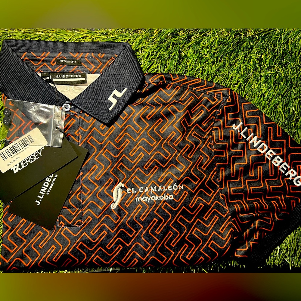 Men’s Small, Tour Edition Print Polo in rare Orange/ Navy from LIV Golf!